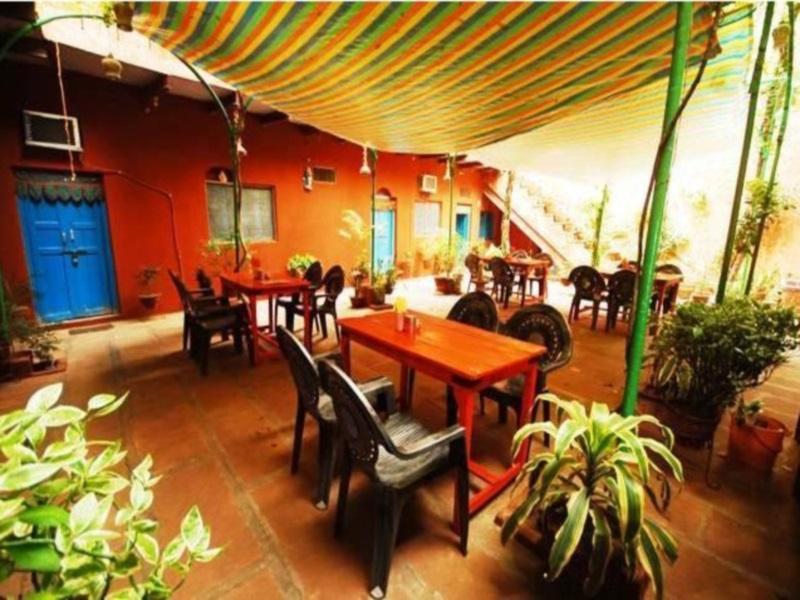 Ganpati Guest House Varanasi Bagian luar foto